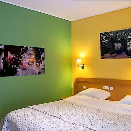 Segas Hotel