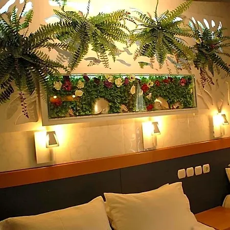 Segas Hotel Káto Loutrákion