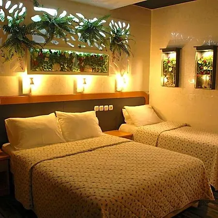 Segas Hotel Káto Loutrákion